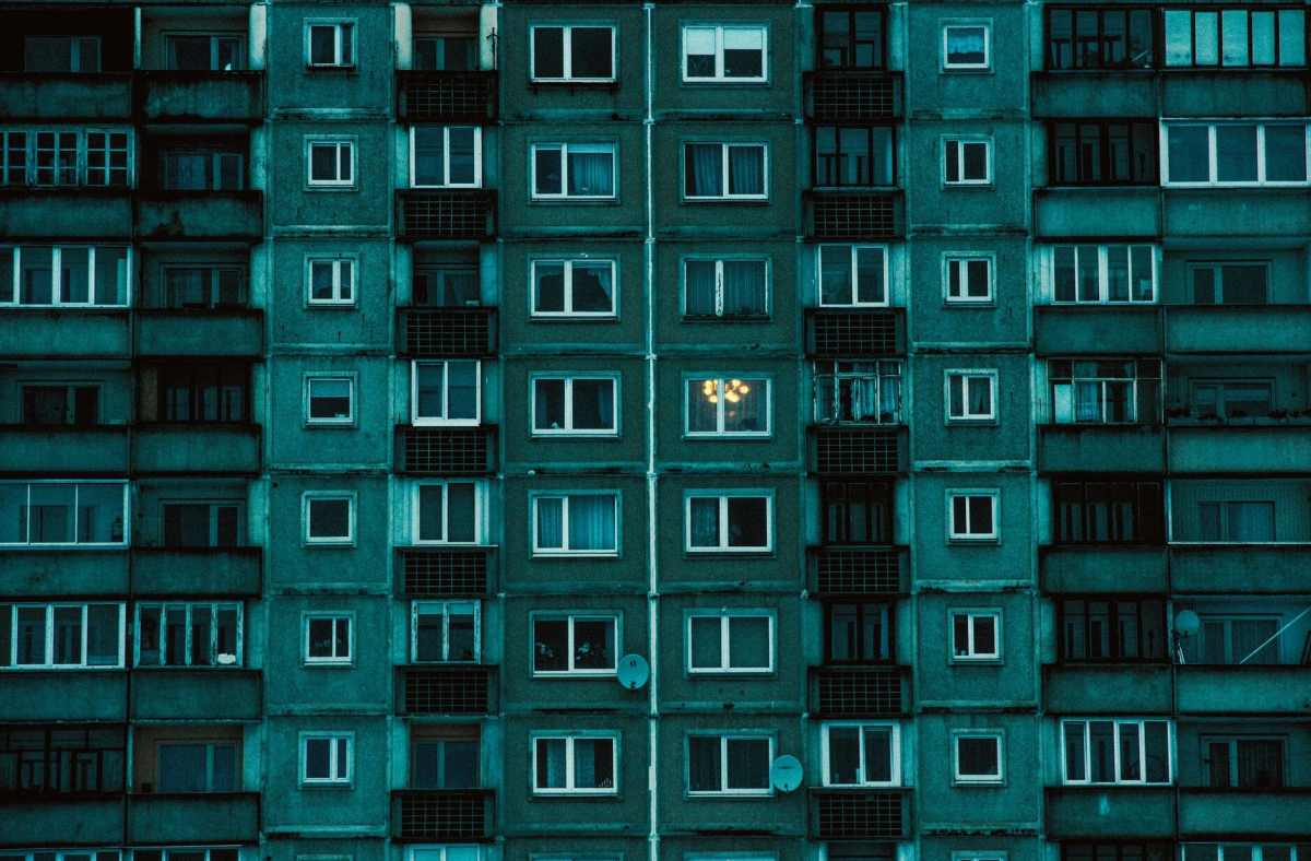Camgöbeği panel apartman cephesi